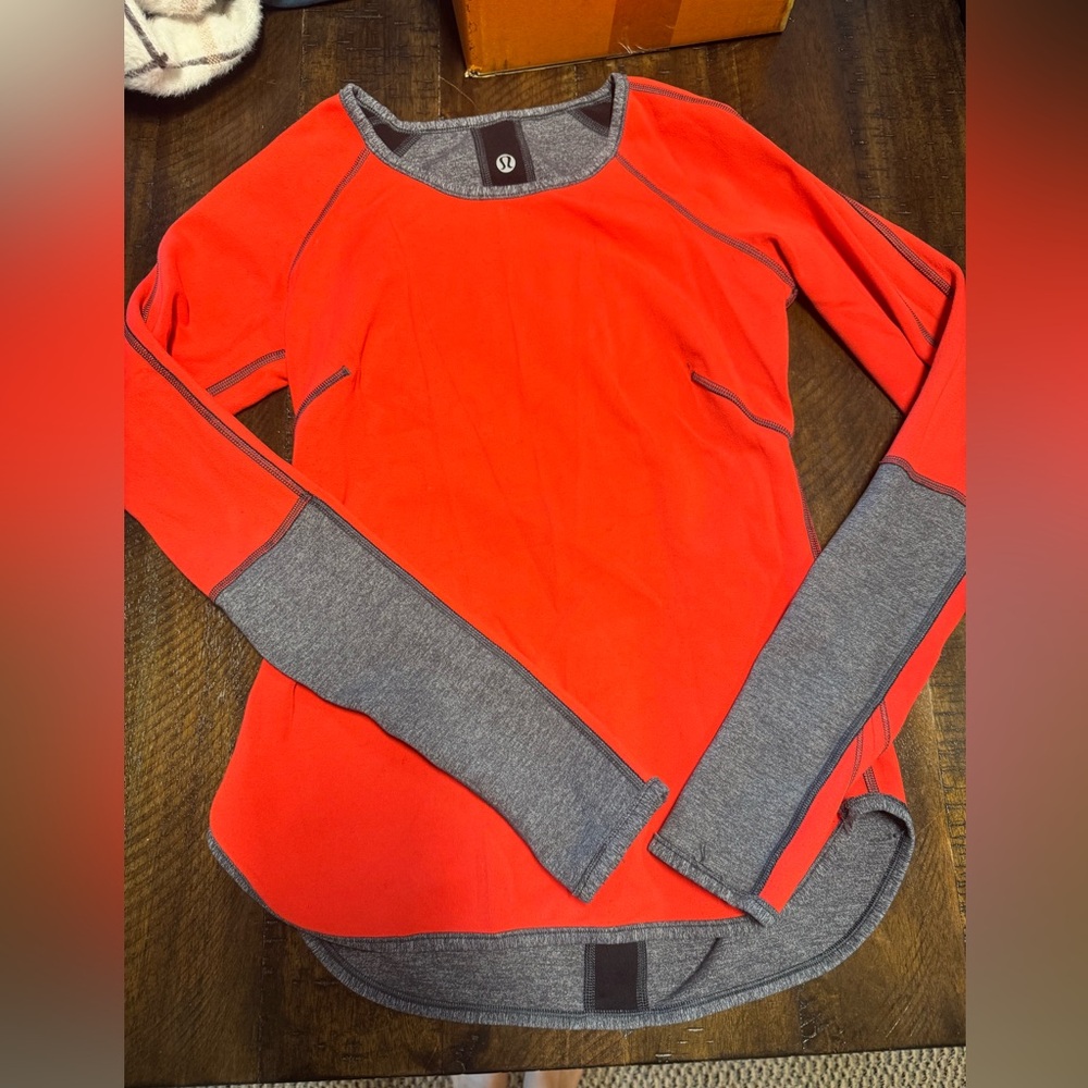 Lululemon Runder Under long sleeve red